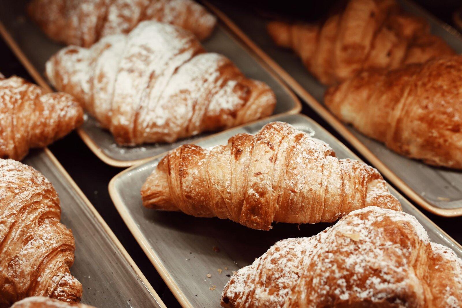 Locals breakfast café bar